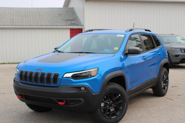 2020 Jeep Cherokee Trailhawk 4x4 #CL048 | SAVE $7,055